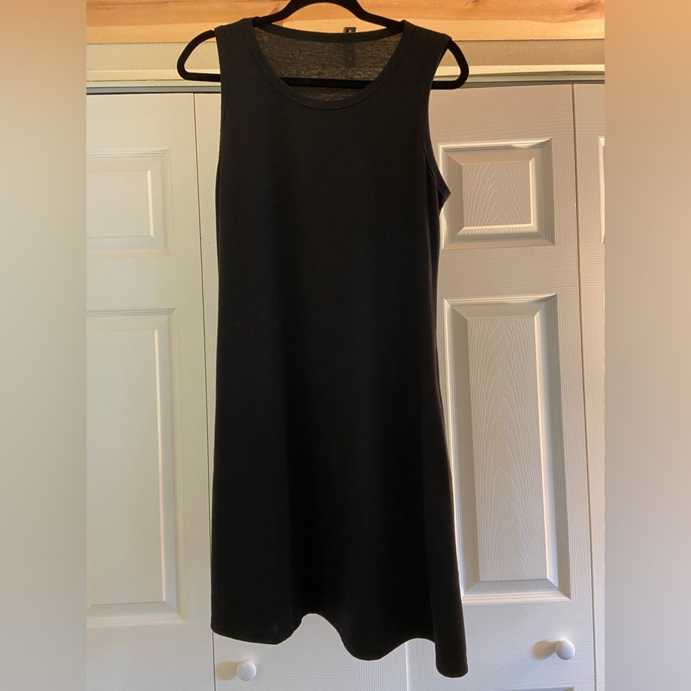 Casual tank black summer dress with pockets size Large